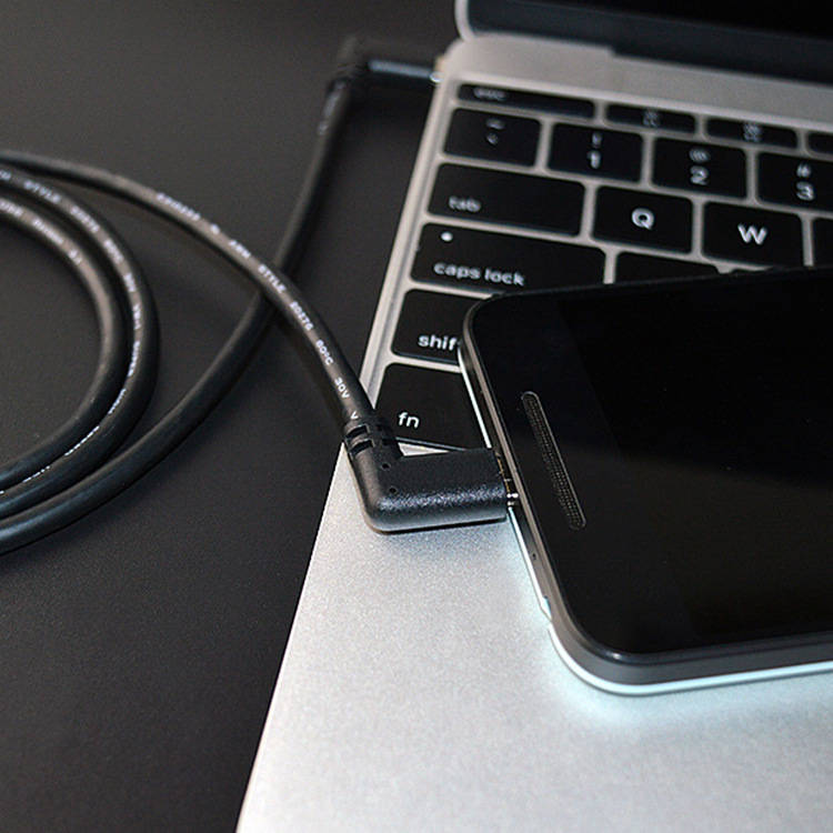 SYSTEM-S USB 3.1 Gen 2 snúra 5 m Tegund C karlkyns í karlkyns 2x horntengi í svörtu