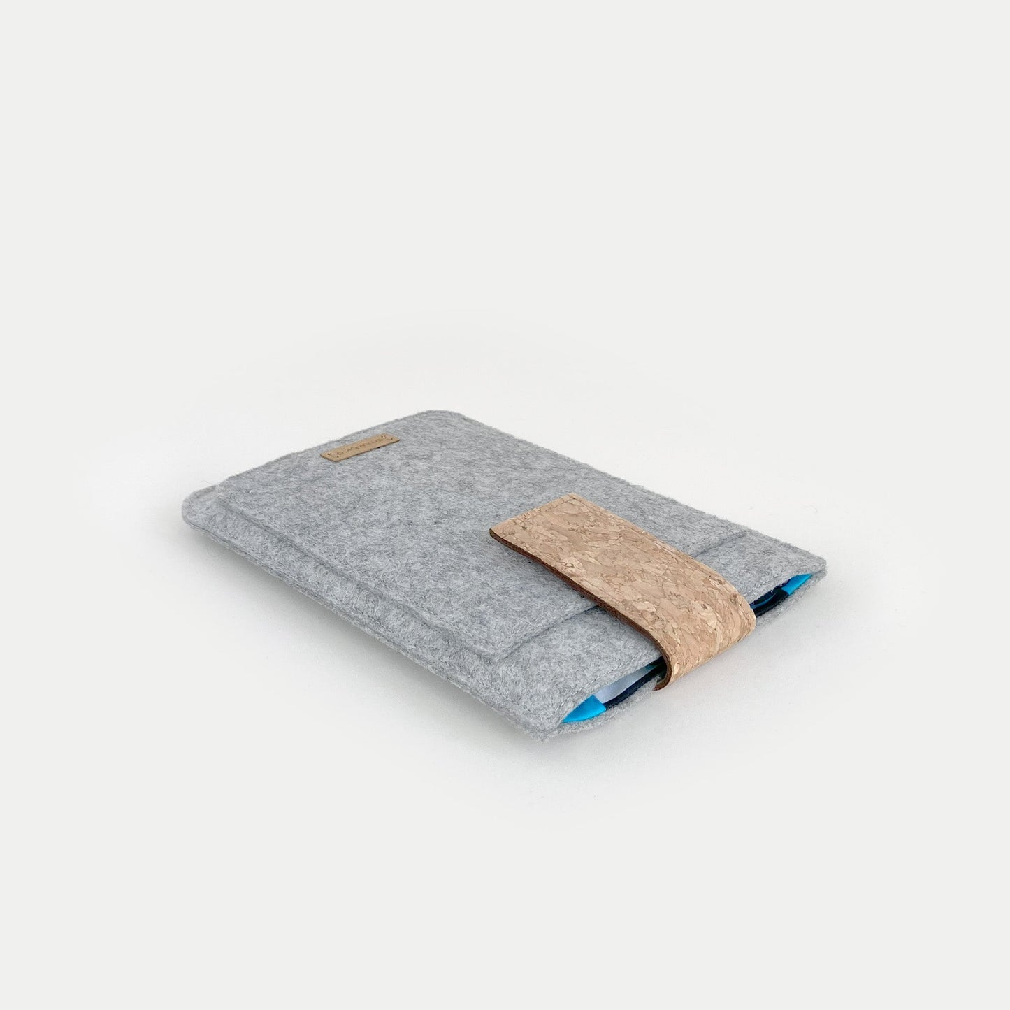 Hülle für Kindle Colorsoft 1. Gen | mit Magnetverschluss und extra Fach | hellgrau - Shapes | Modell "HAKA"