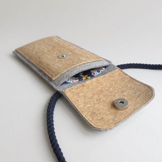 Shoulder bag for iPhone 14 Pro | made of felt and organic cotton | light grey - bloom | model KEDJA