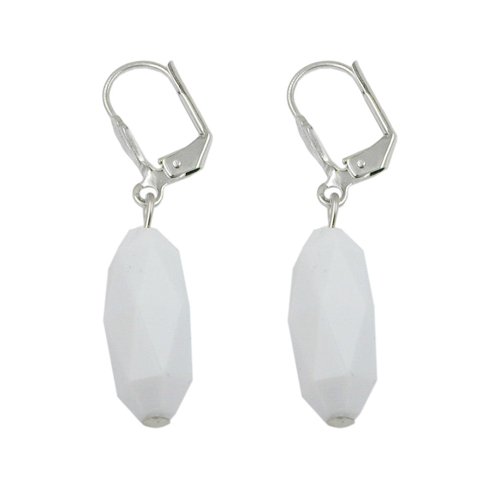 Eyrnalokkar með klemmu 40x8mm, silfurlitaðir, ólífuhvítir, glansandi plast