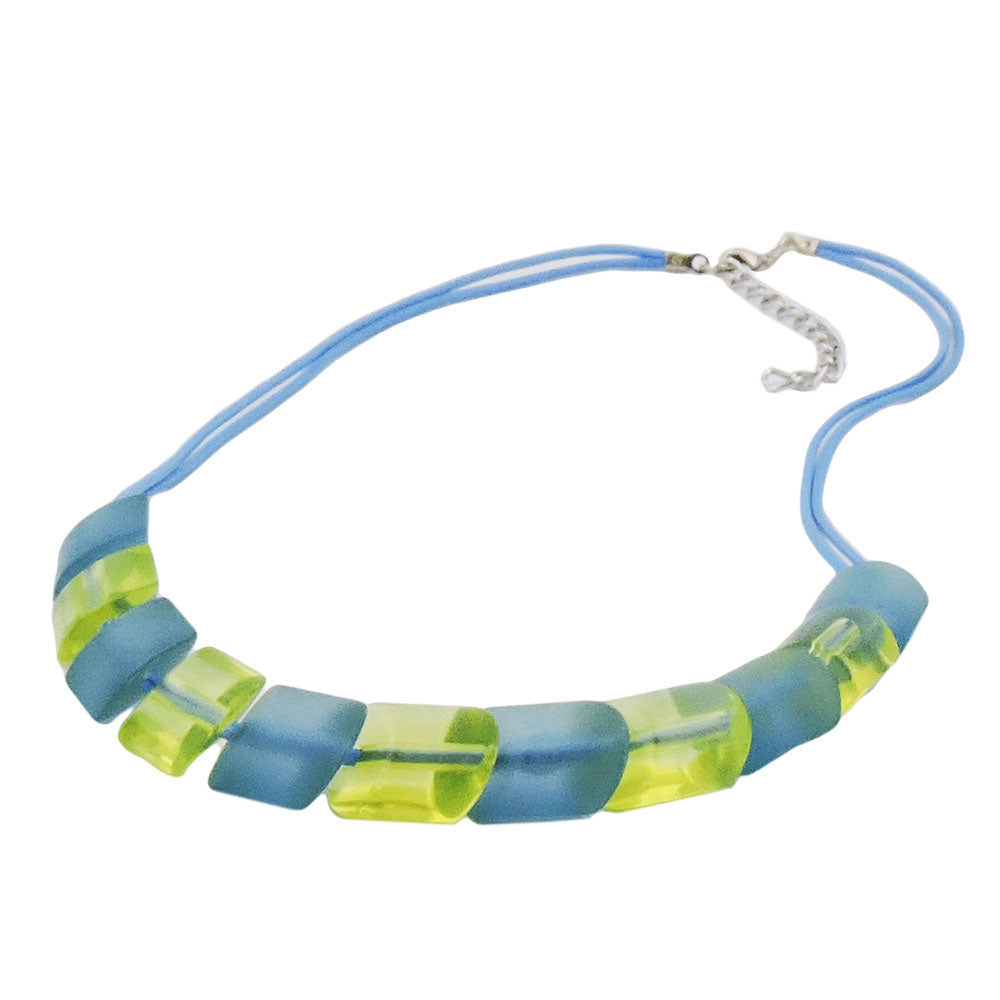 Kette Schrägperle Kunststoff türkis-grün Kordel hellblau 45cm