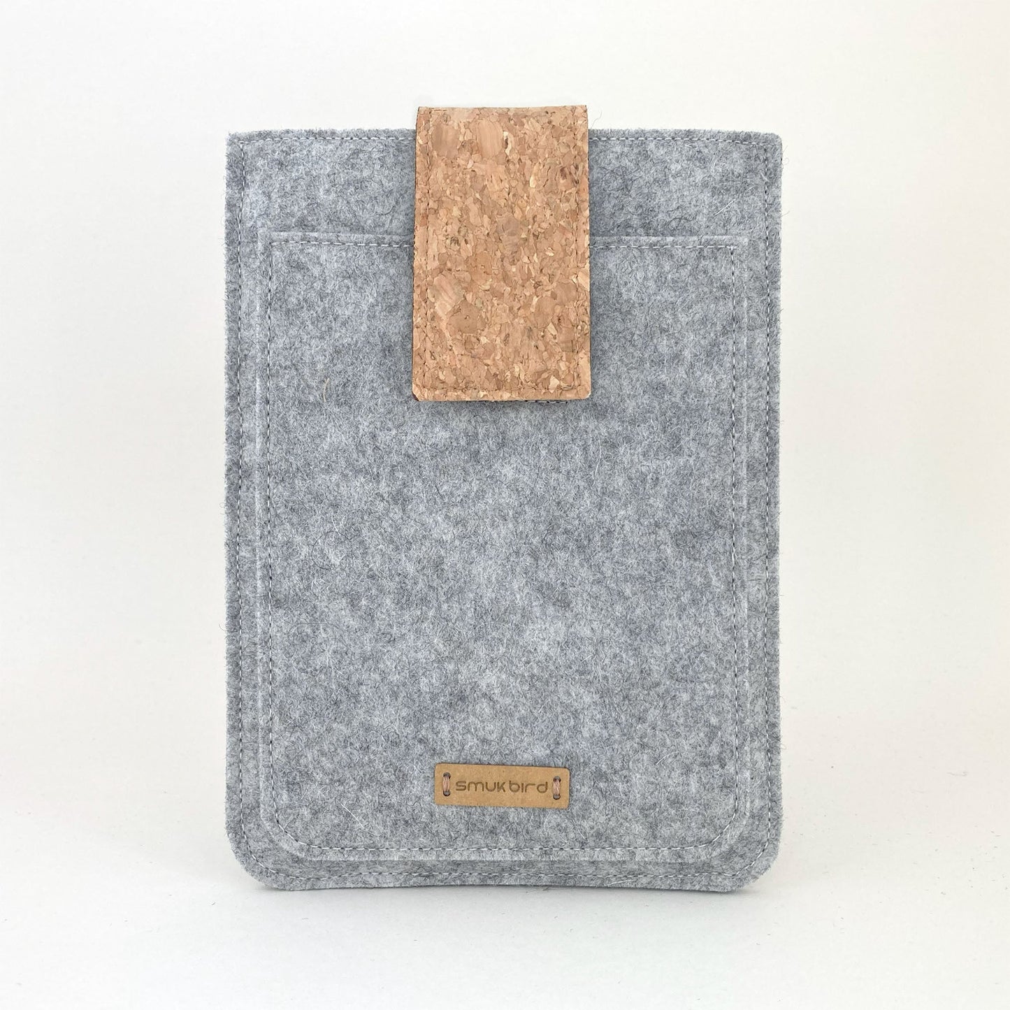 Hülle für PocketBook Color Note | mit Magnetverschluss und extra Fach | hellgrau - Stipes | Modell "HAKA"