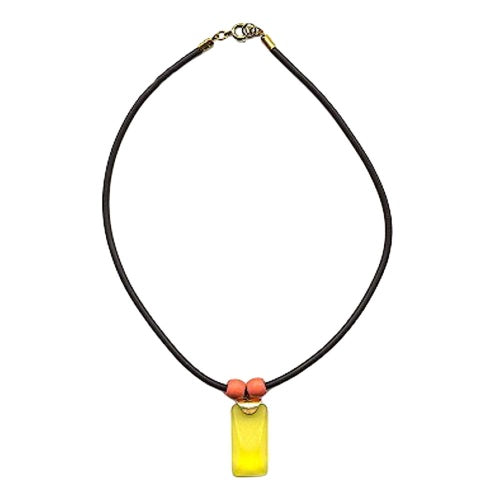 Keðja 25x10mm ferköntuð plast gul 2 perlur appelsínugult-matt froðugúmmí 45cm