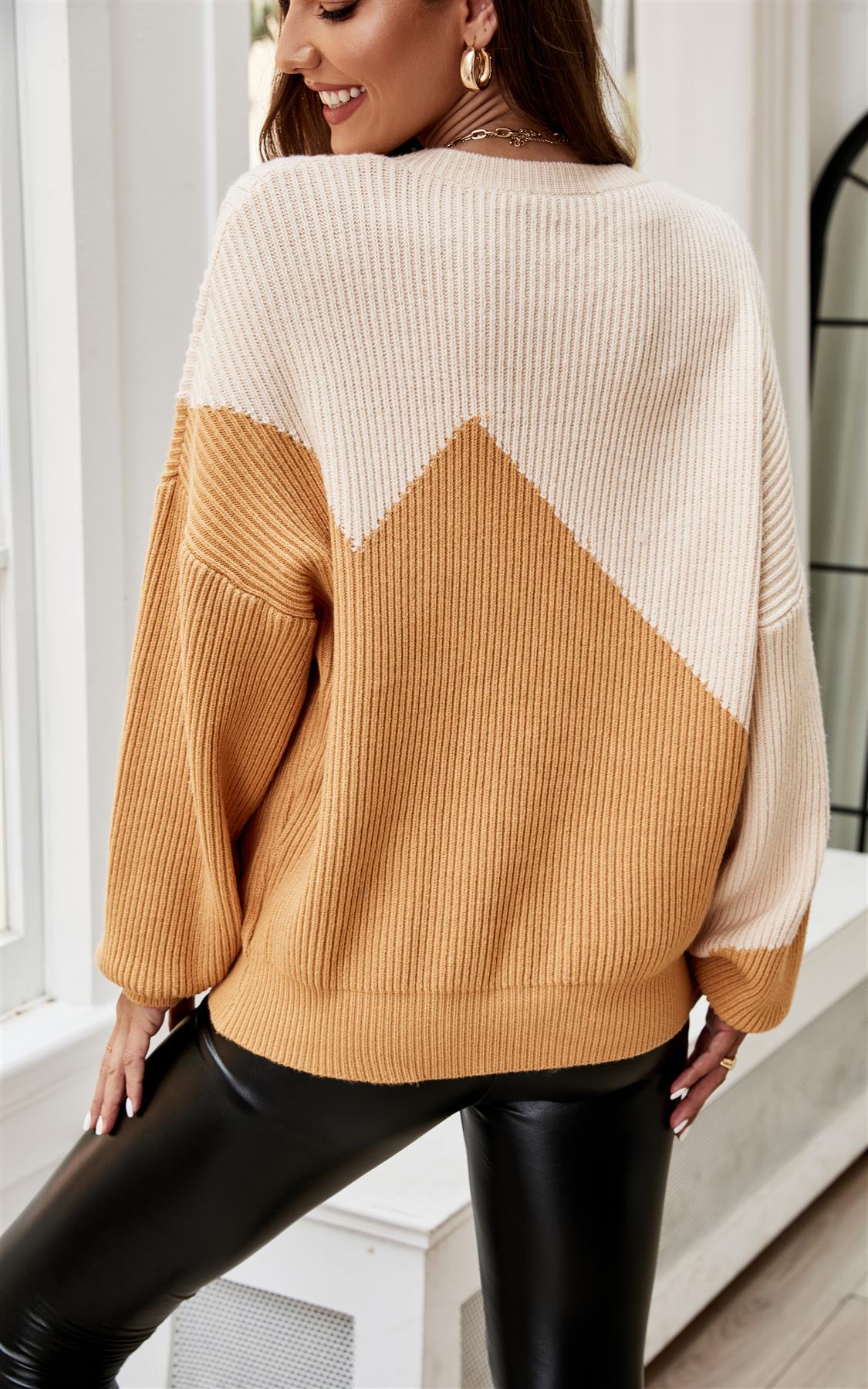 Block Colour Relaxed Knit Jumper Top In Beige & Camel
