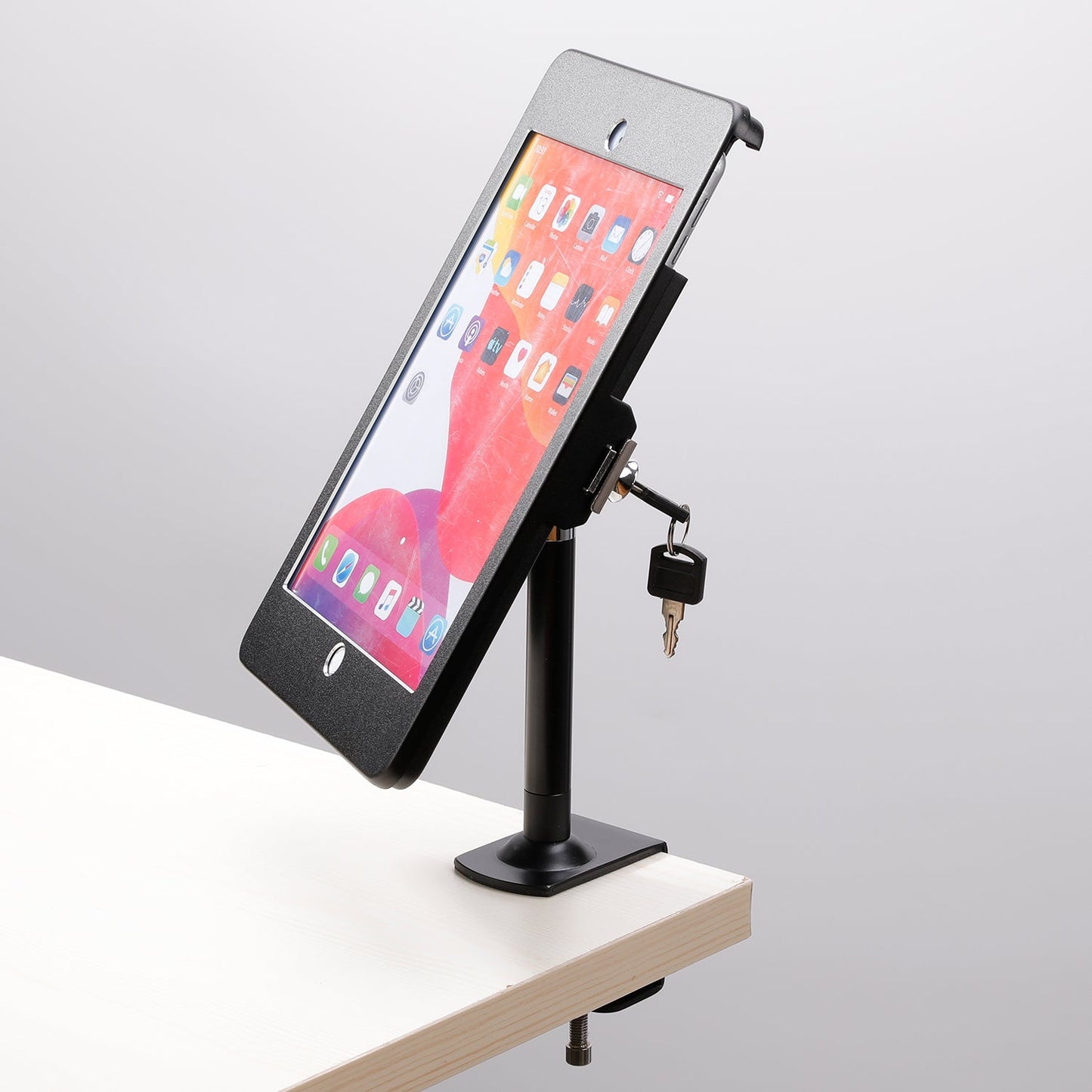SYSTEM-S stöngfesting með lásfestingu úr málmi í svörtu fyrir iPad Pro 11"