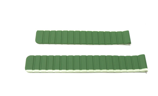 SYSTEM-S 20 mm silicone magnetic strap for Samsung Galaxy Watch 5 4 in green