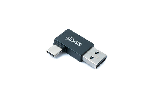 SYSTEM-S USB 2.0 millistykki af gerðinni A karlkyns í 3.1 C karlkyns horntengi í svörtu