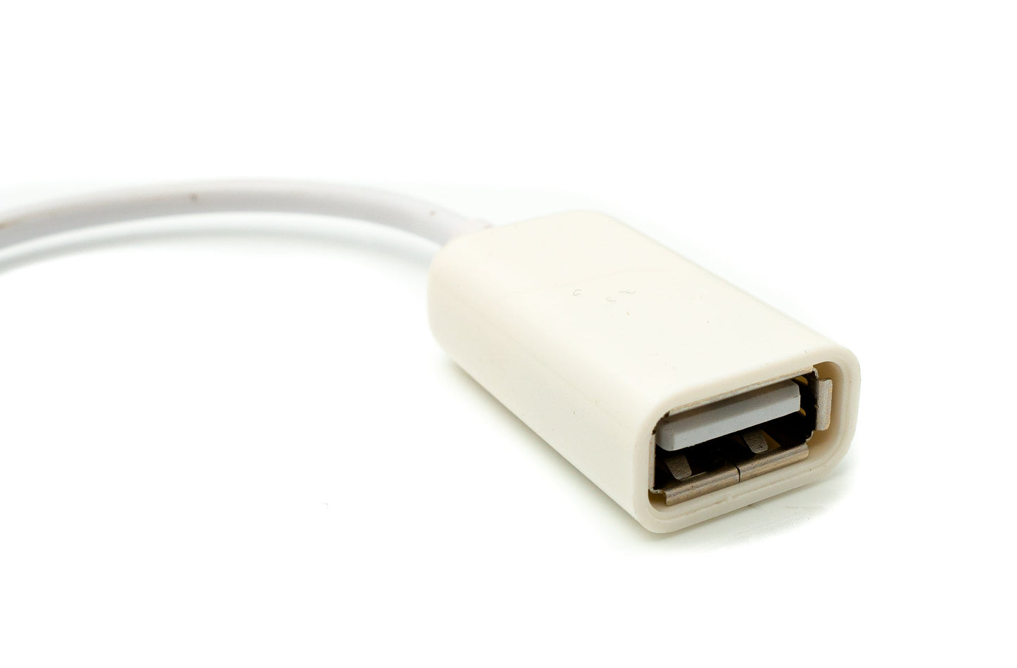SYSTEM-S Hljóðsnúra með USB-tengi, 15 cm, 3,5 mm tengi í 2.0 A-tengi, hvít