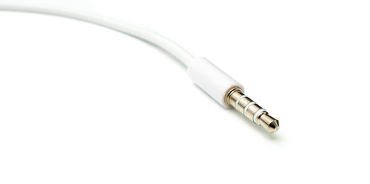 SYSTEM-S Audio Y Cable 20 cm Stereo AUX Jack 3.5mm Male to 2x Female Adapter in White