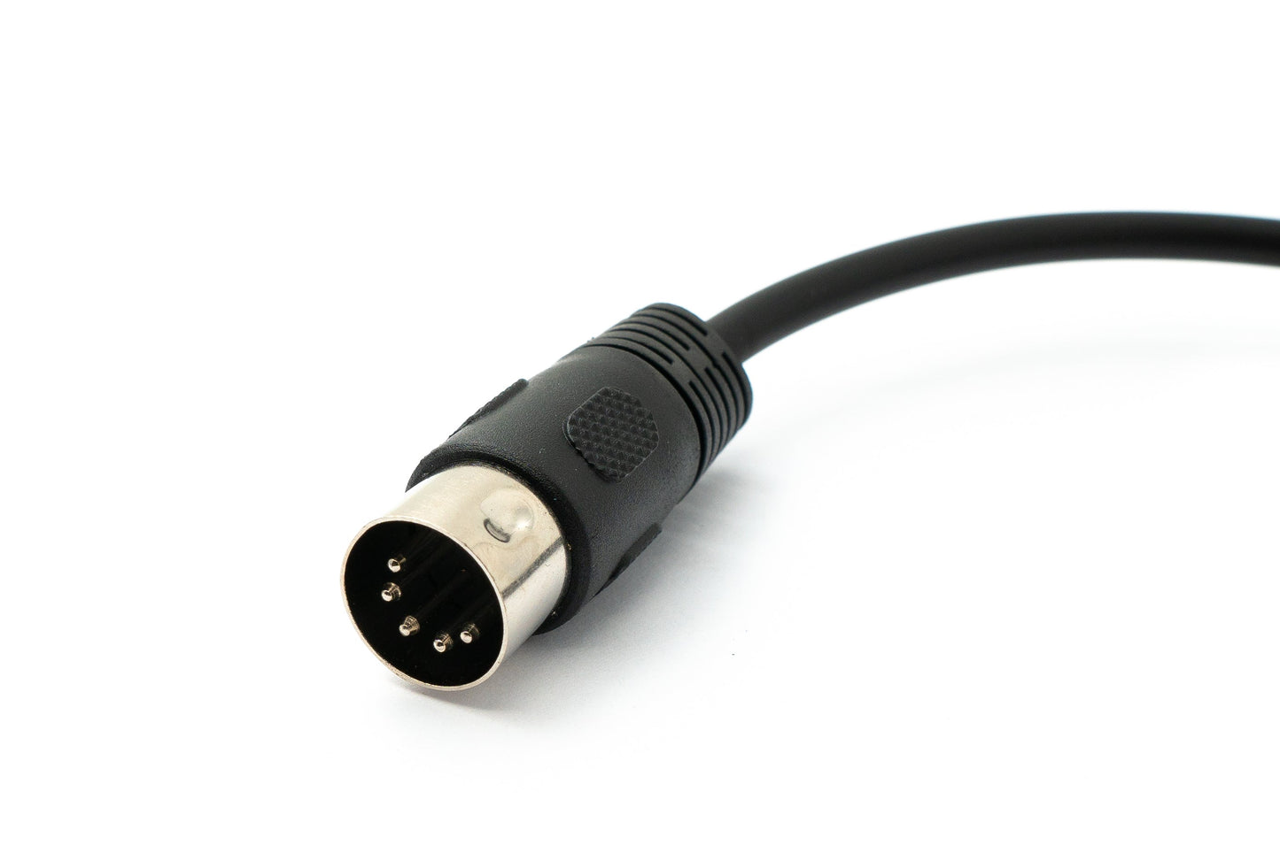 SYSTEM-S Hljóðsnúra 50 cm XLR 3 pinna tengi í DIN 5 pinna tengi í svörtu
