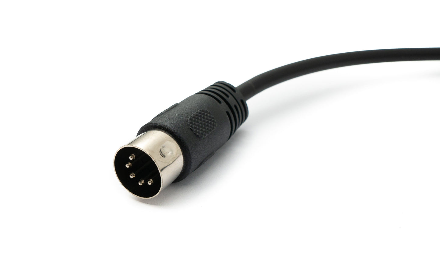 SYSTEM-S Hljóðsnúra 150 cm XLR 3 pinna tengi í DIN 5 pinna tengi í svörtu