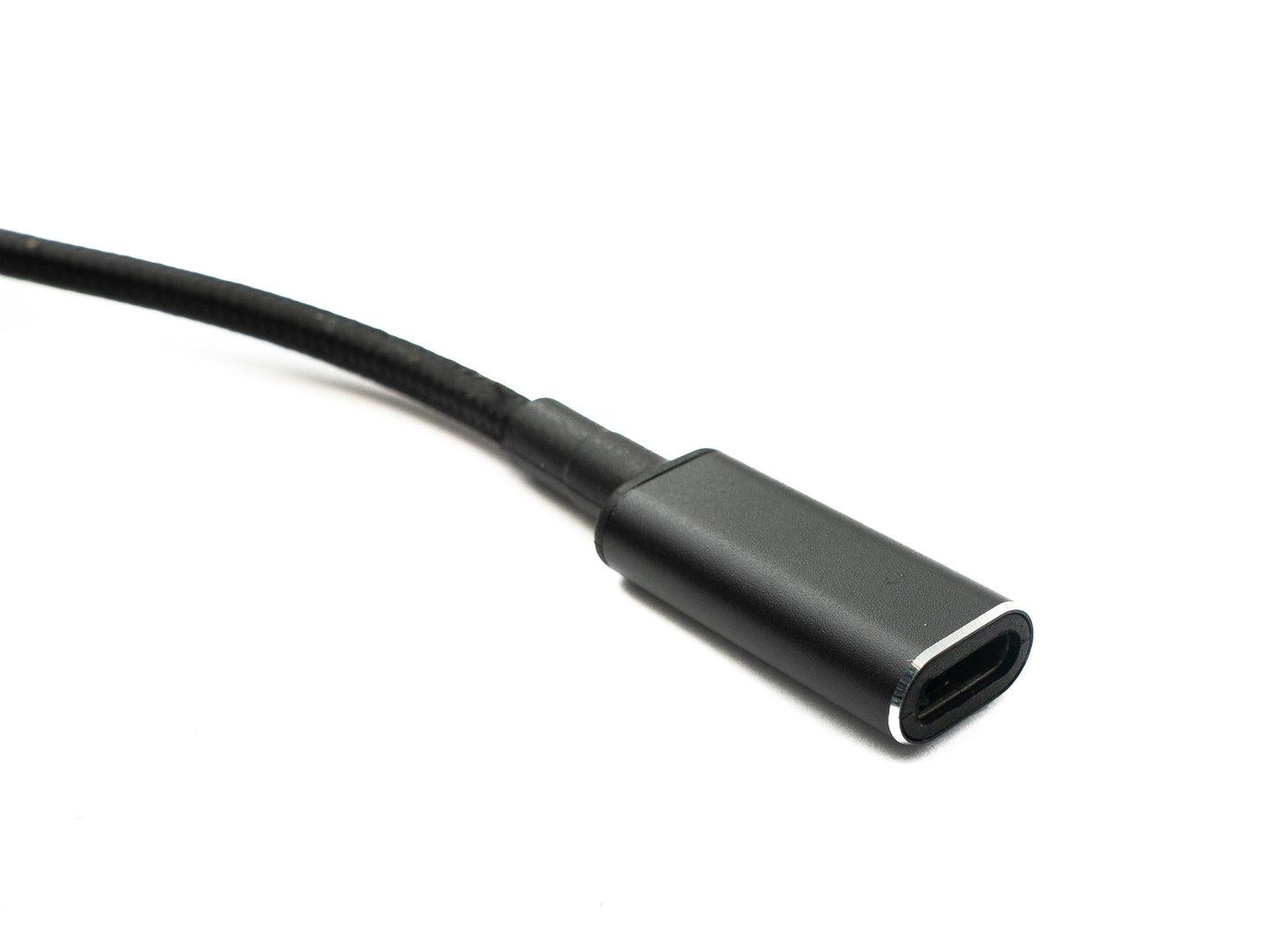 SYSTEM-S DC 20V snúra 15 cm 3.0 x 1.1 karlkyns í USB 3.1 Tegund C kvenkyns fléttað vinklað