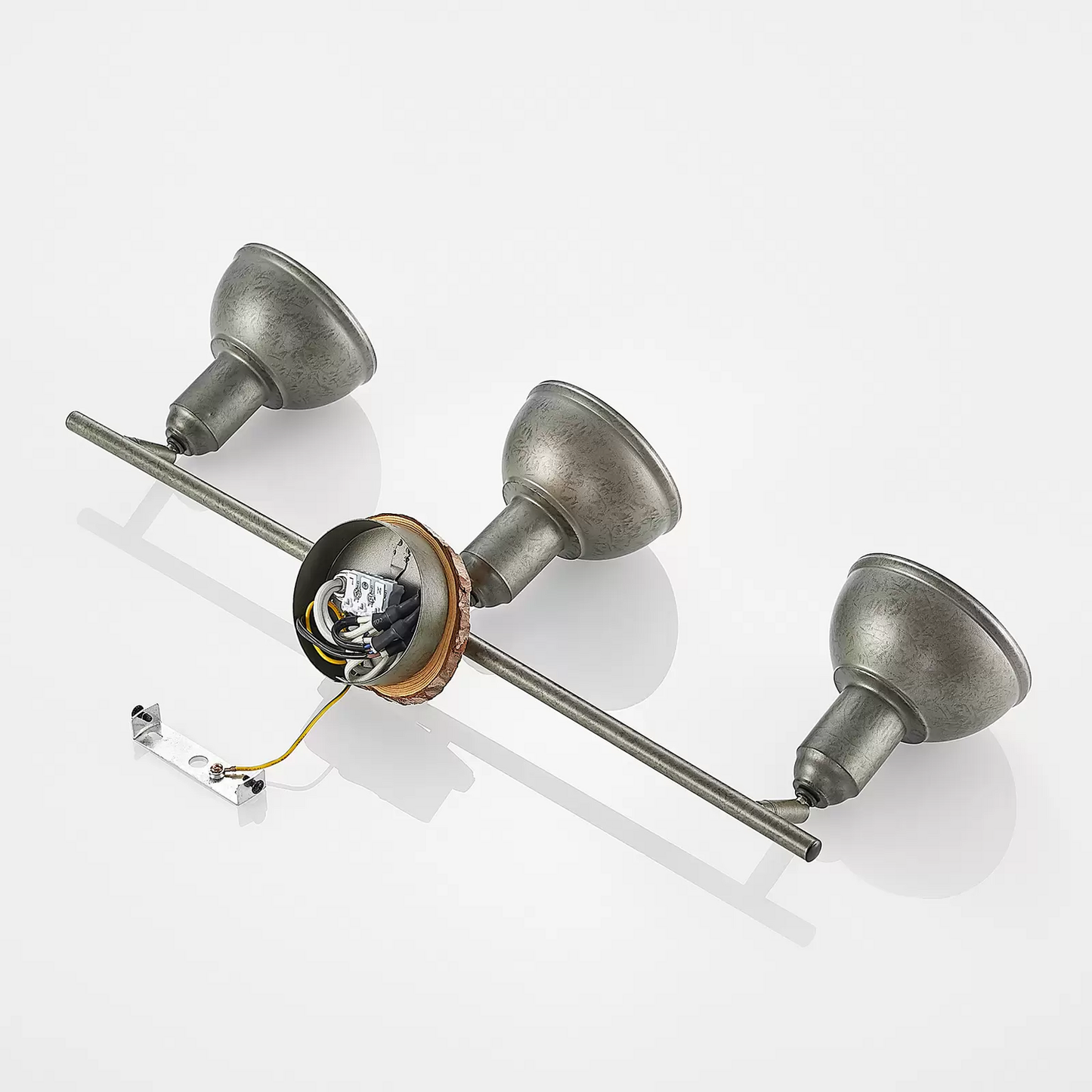 B-flokks loftlampi, loftkastari, spotlampi, loftljós, 3 ljós, Lindby Nesrin