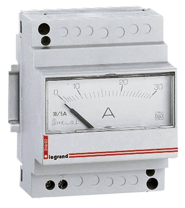 B-stock Legrand 004602 5 A ammeter, analog, direct measurement.
