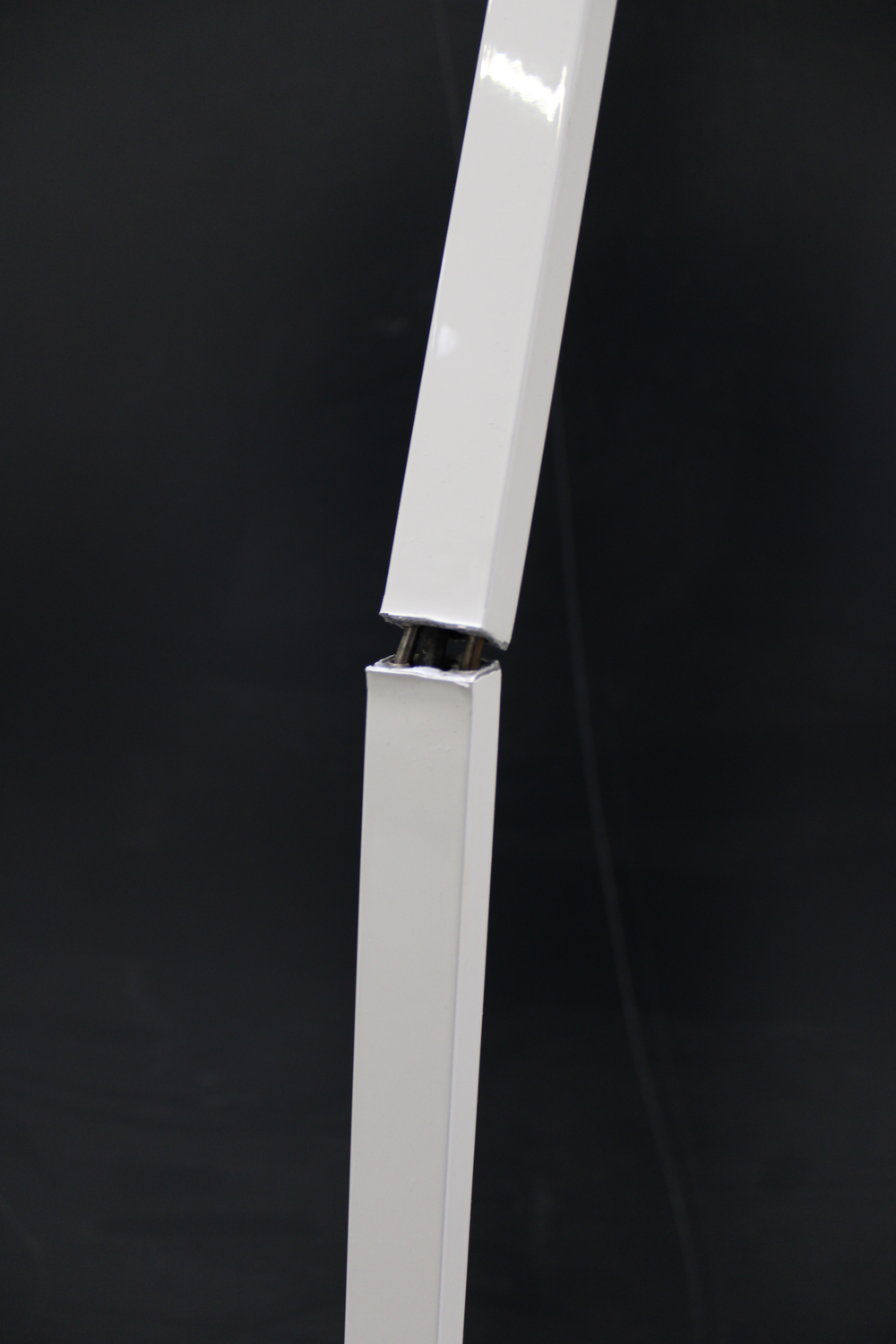 B-flokks gólflampi frá La Petite, hönnunarlampi, skrifstofulampi, hvítur