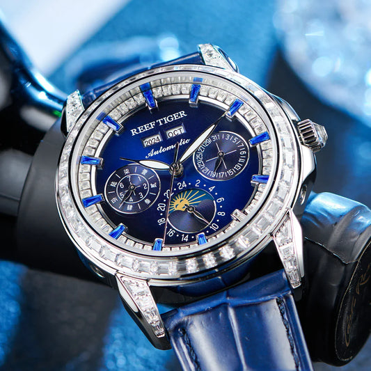 Sjálfvirkt tunglfasaúr með Reef Tiger Diamonds bezel, blárri skífu