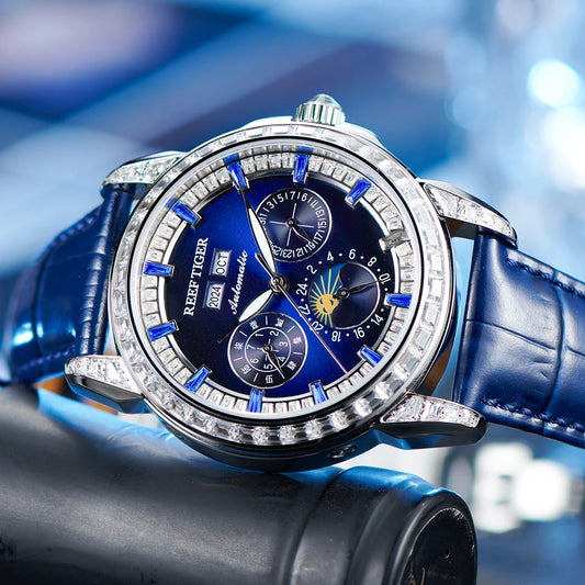 Sjálfvirkt tunglfasaúr með Reef Tiger Diamonds bezel, blárri skífu