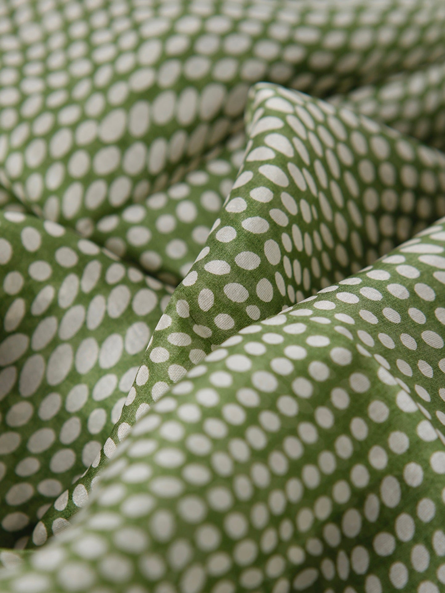 Seidenschal Mira, in 2 Farben