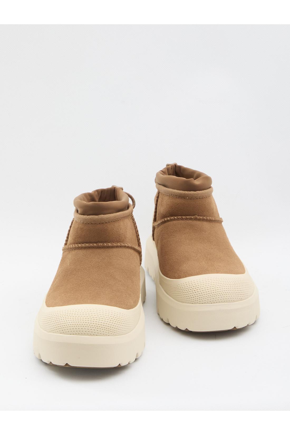 Classic Ultra Mini Weather Hybrid Ugg
