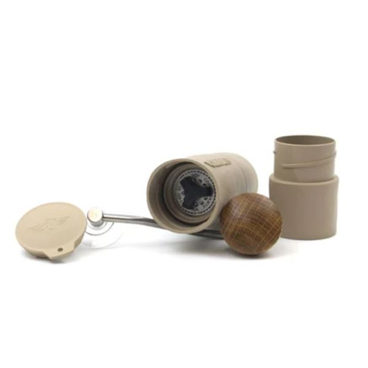 Comandante X25 Trailmaster – Endingargóð handkvörn fyrir útivist