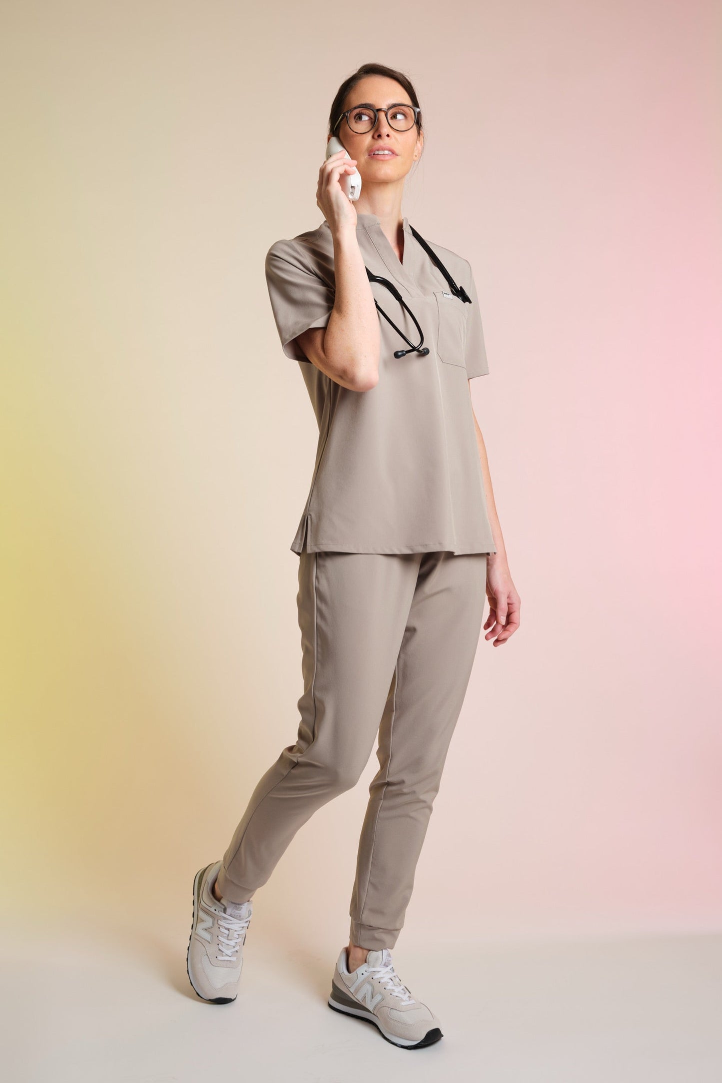 Active Hose "Tessa" – Beige