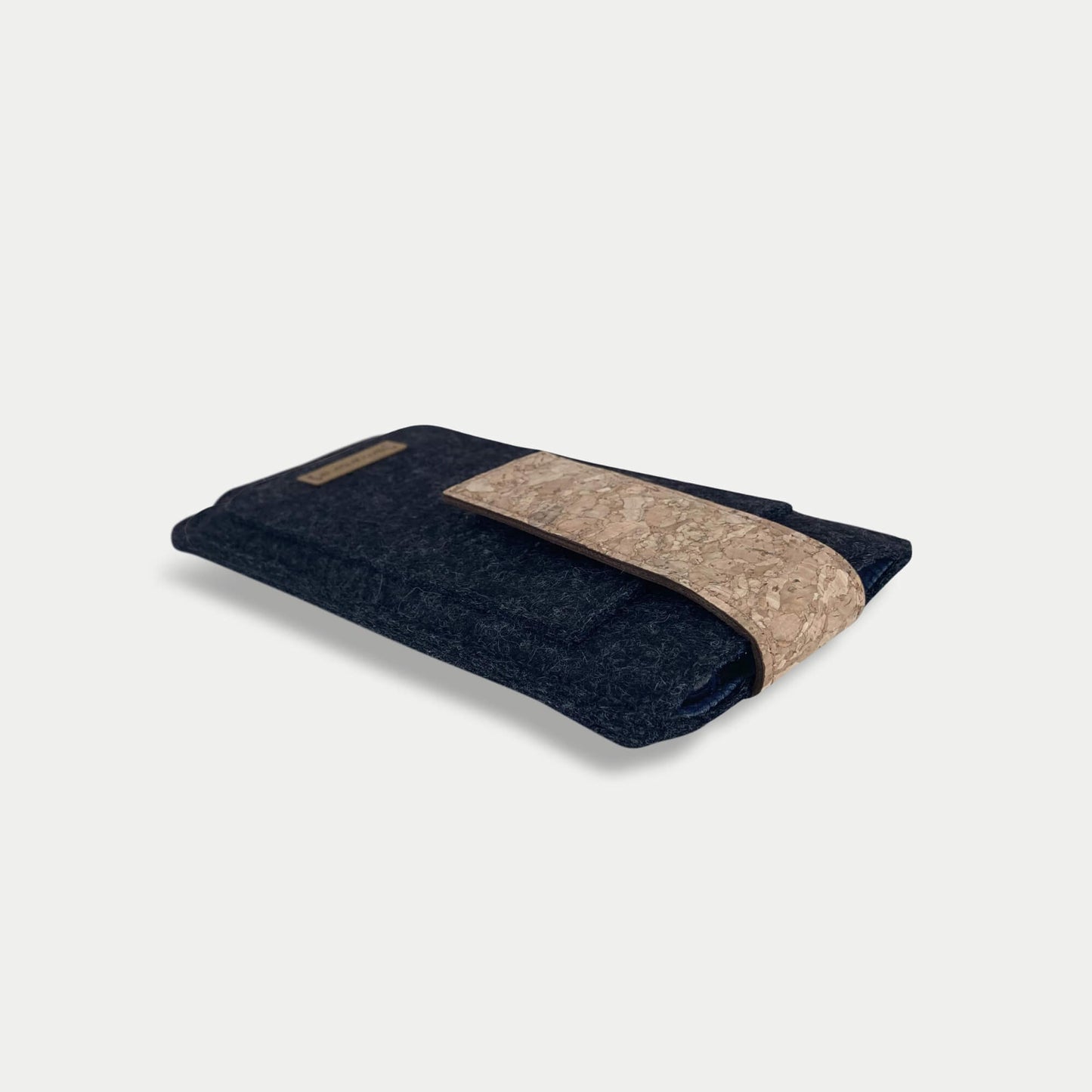 Handytasche für Samsung Galaxy M15 | mit Magnetverschluss und extra Fach | anthrazit - Tracks | Modell HAKA