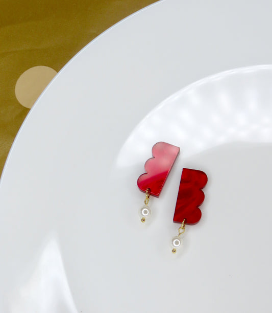 Rubinrote Belle Acryl Ohrringe mit Edelstahlstecker
