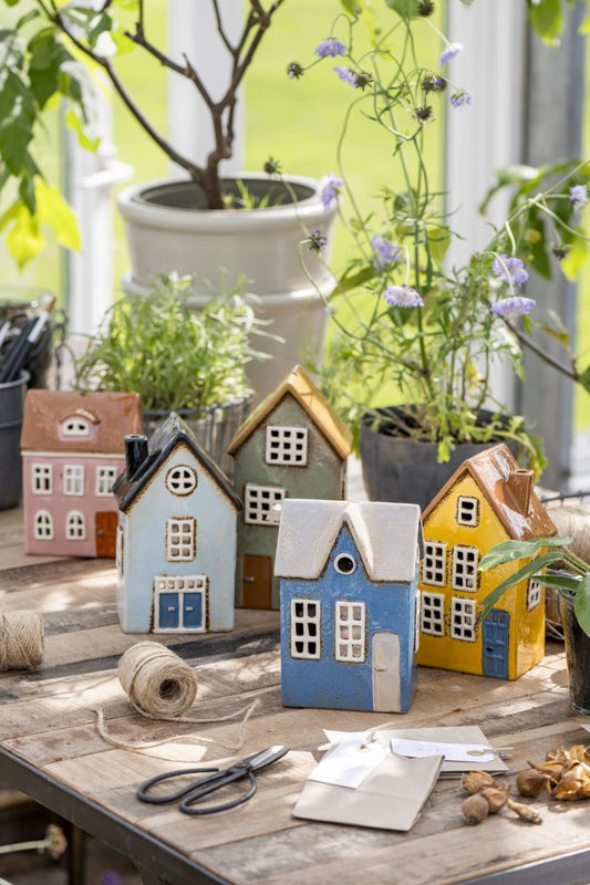 Haus für Teelicht Nyhavn hellblau mit schwarzem Dach