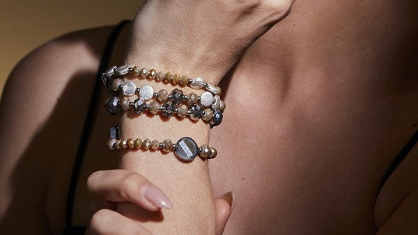 Esmeralda bracelet, beige