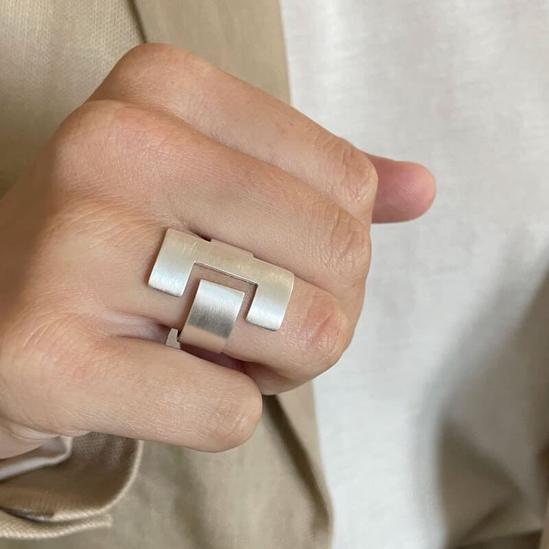 C Ring in silber und gold