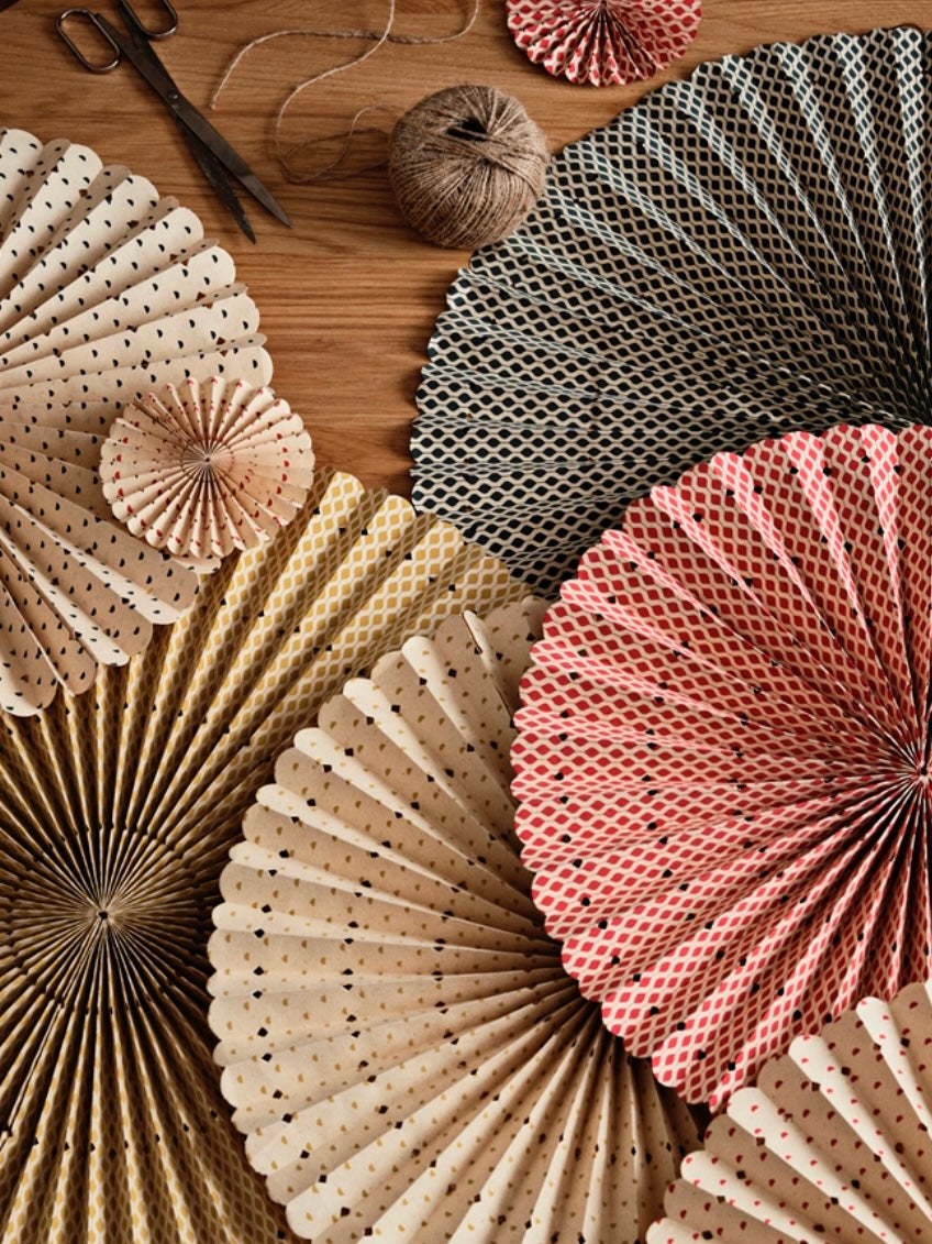 Decorative paper pendant Stella Rosette S, in 2 colors