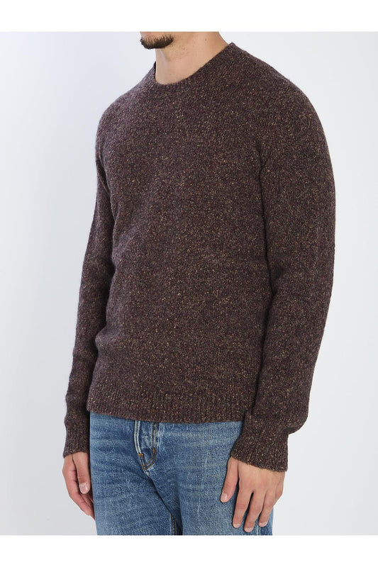 Knitted craw neck pullover