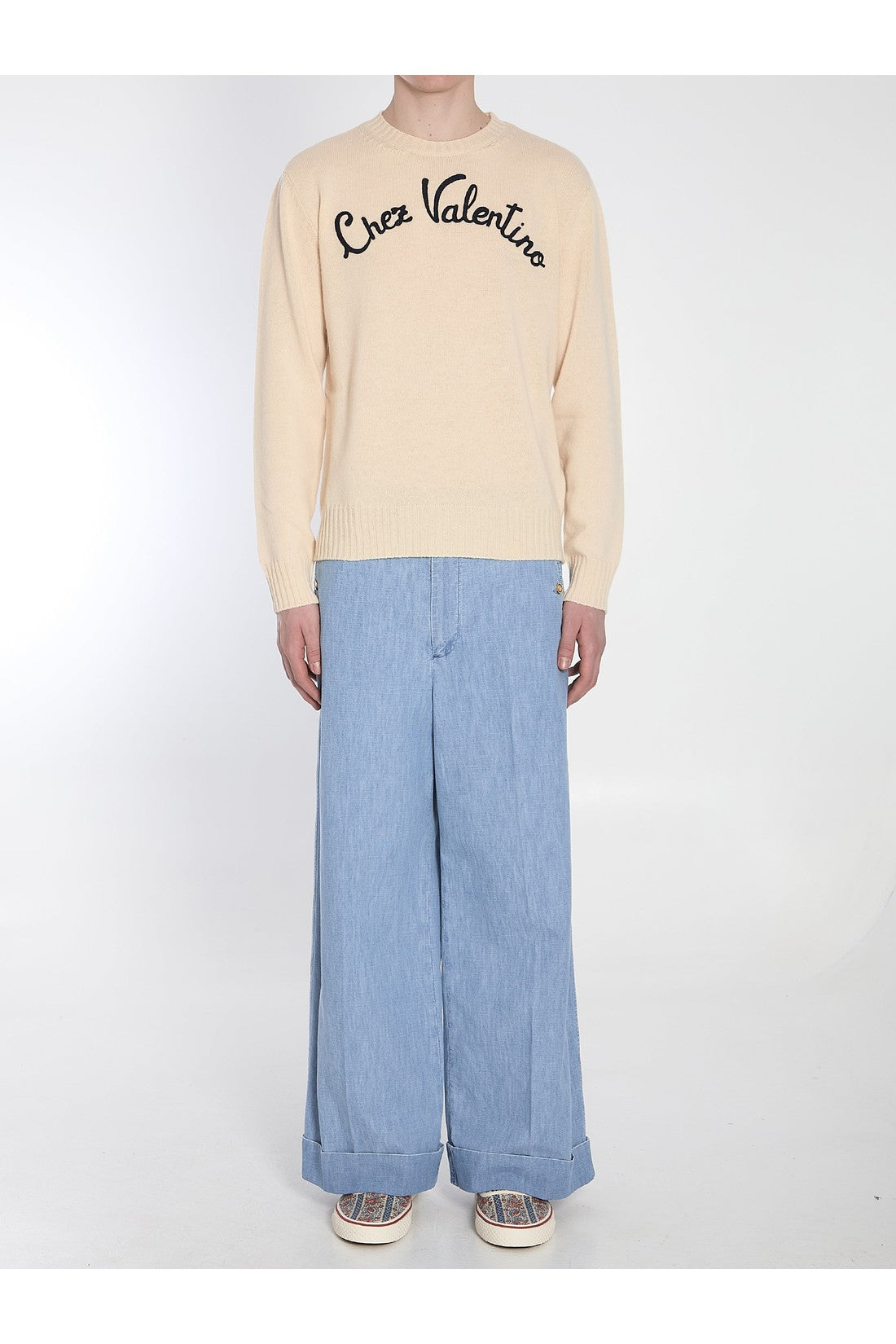 Oversized trousers