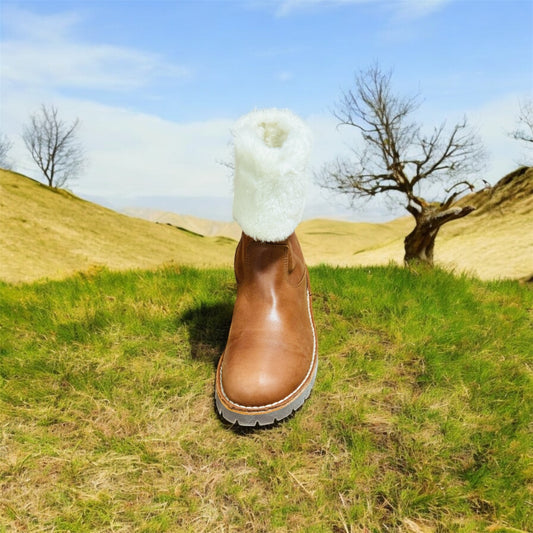 Brúnir vetrarstígvél úr leðri fyrir börn. Framleiðandanúmer: PP5113/0224/03 (síðustu stykkin)