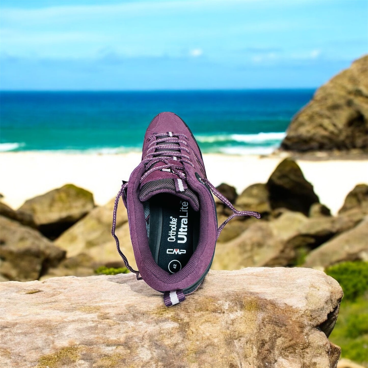 CMP Moon Low Women's Trekking Shoes WP in Prugna Manufacturer number: 31Q4786 (last pieces)