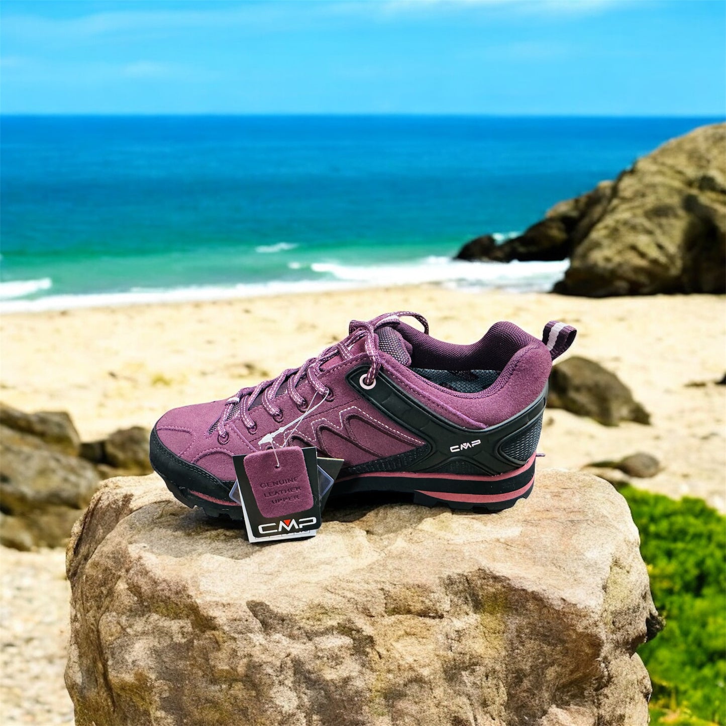 CMP Moon Low Women's Trekking Shoes WP in Prugna Manufacturer number: 31Q4786 (last pieces)