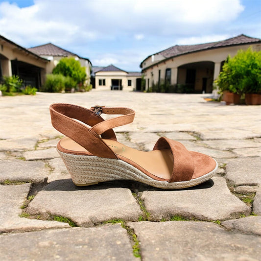 Tamaris kvenskór úr koníakslit Framleiðandanúmer: M2830042