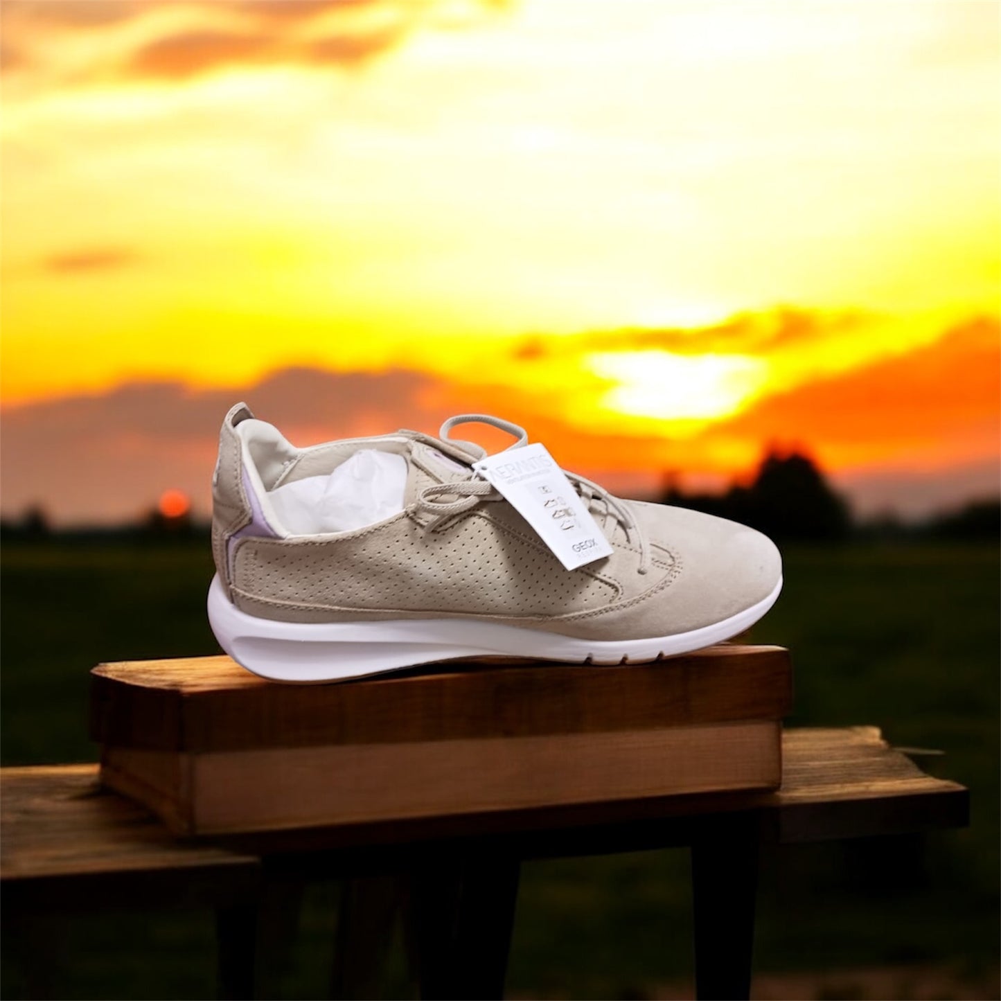 Geox Aerantis A Suede Women's Sneakers in Taupe Manufacturer number: D02HNA 00022 C6738 ( Last pieces )
