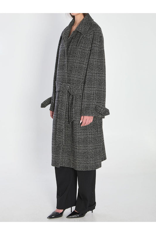Raglan coat