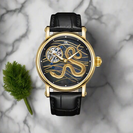 Handupptrekkt úr úr með gullnum snáka frá Shanghai, Tourbillon, í takmörkuðu upplagi.