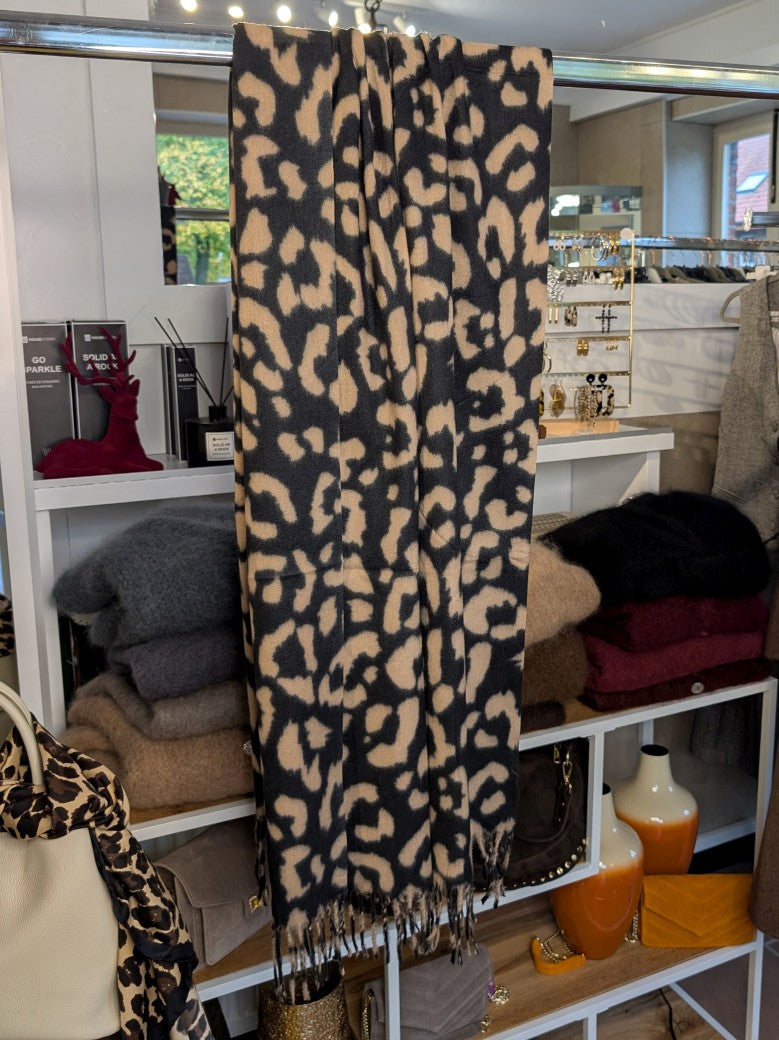 Scarf with leopard print, black, beige, and brown with fringe, 80% viscose, 20% wool