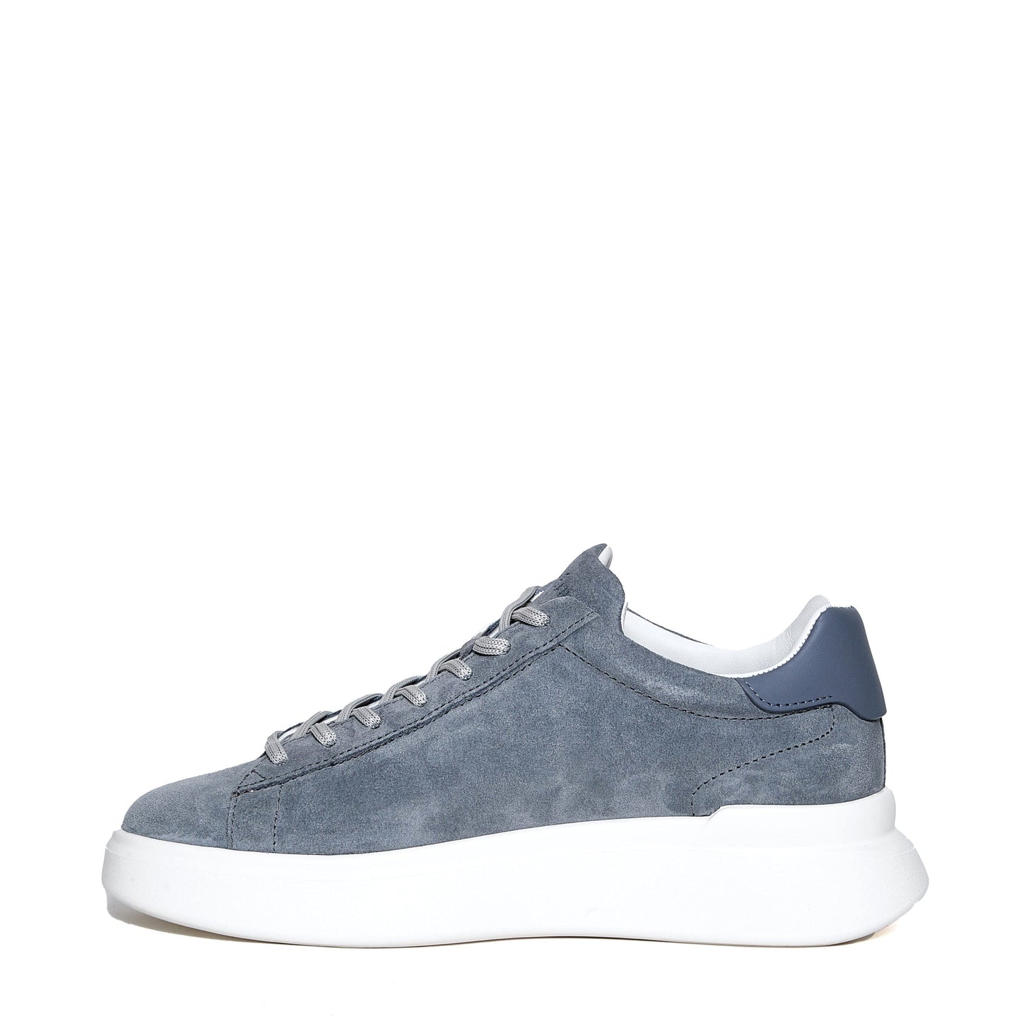 Sneakers GRAU