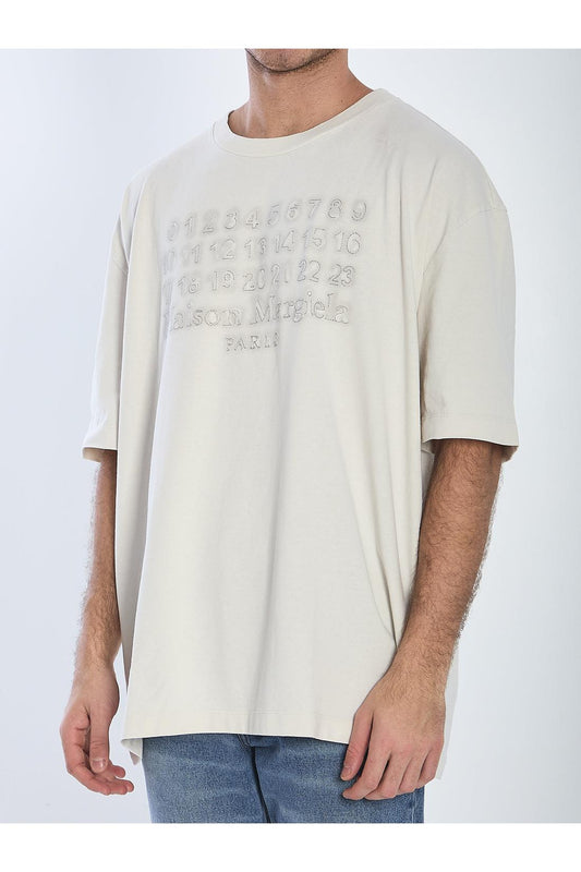 T-shirt with embroidered logo