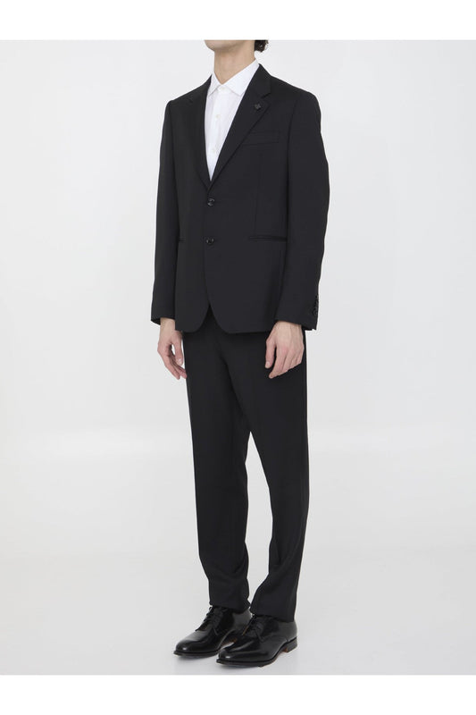 Two-piece suit