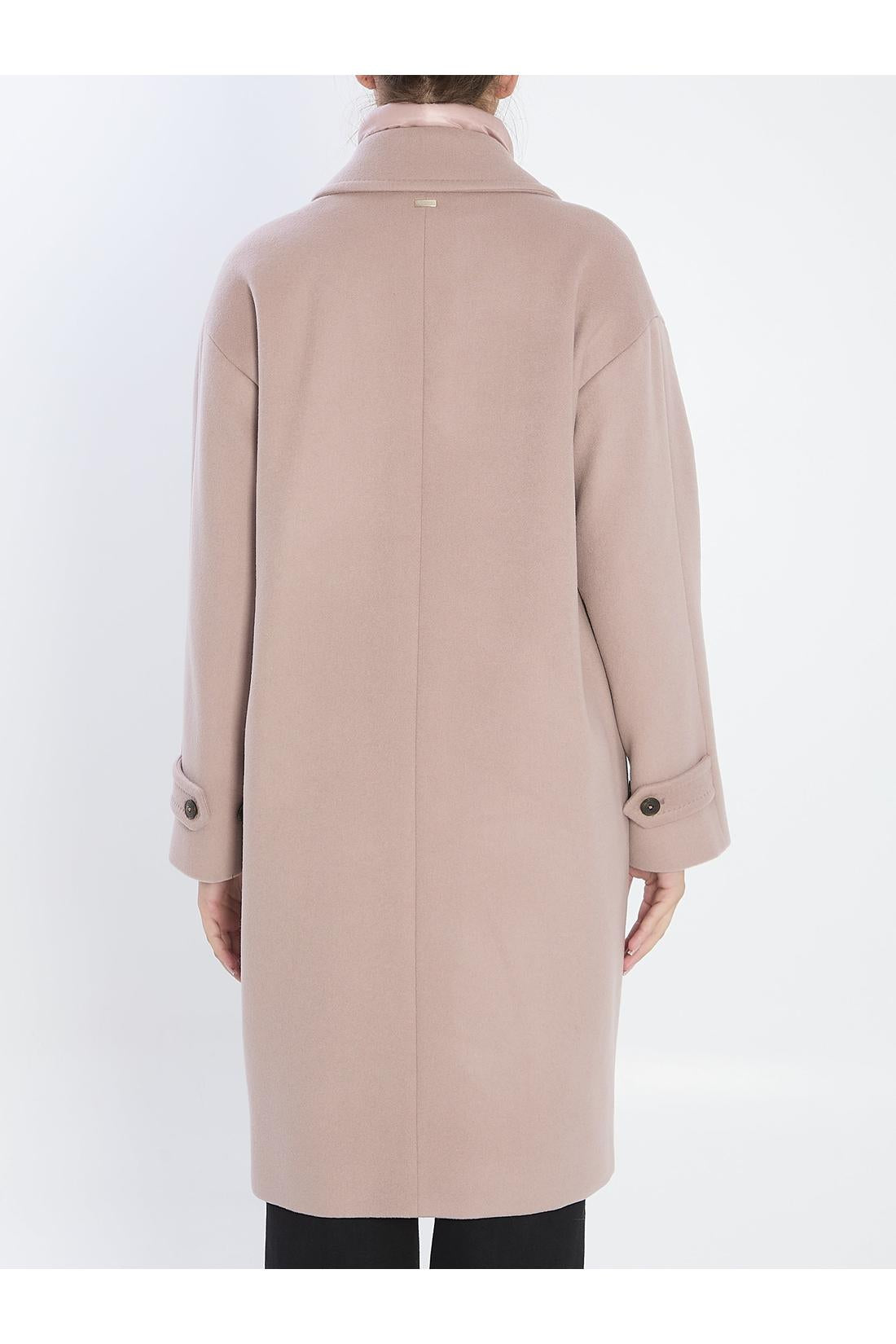 Ultralight wool and nylon coat