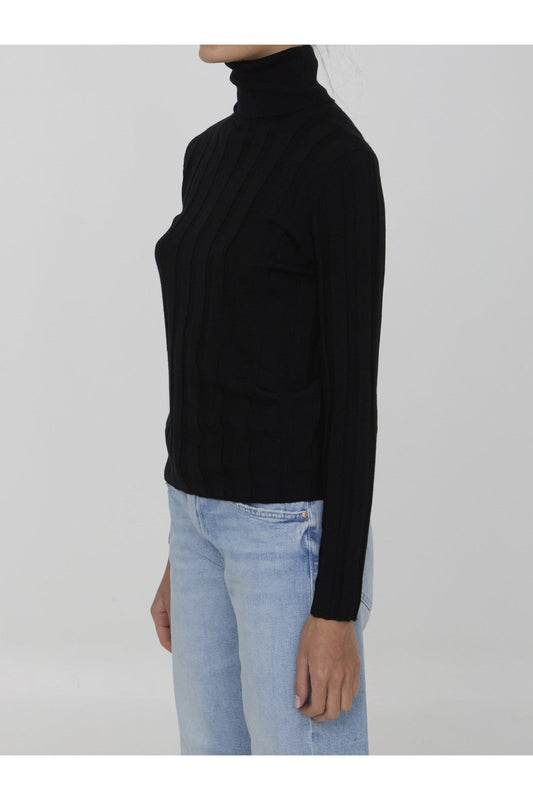 Virgin wool jumper