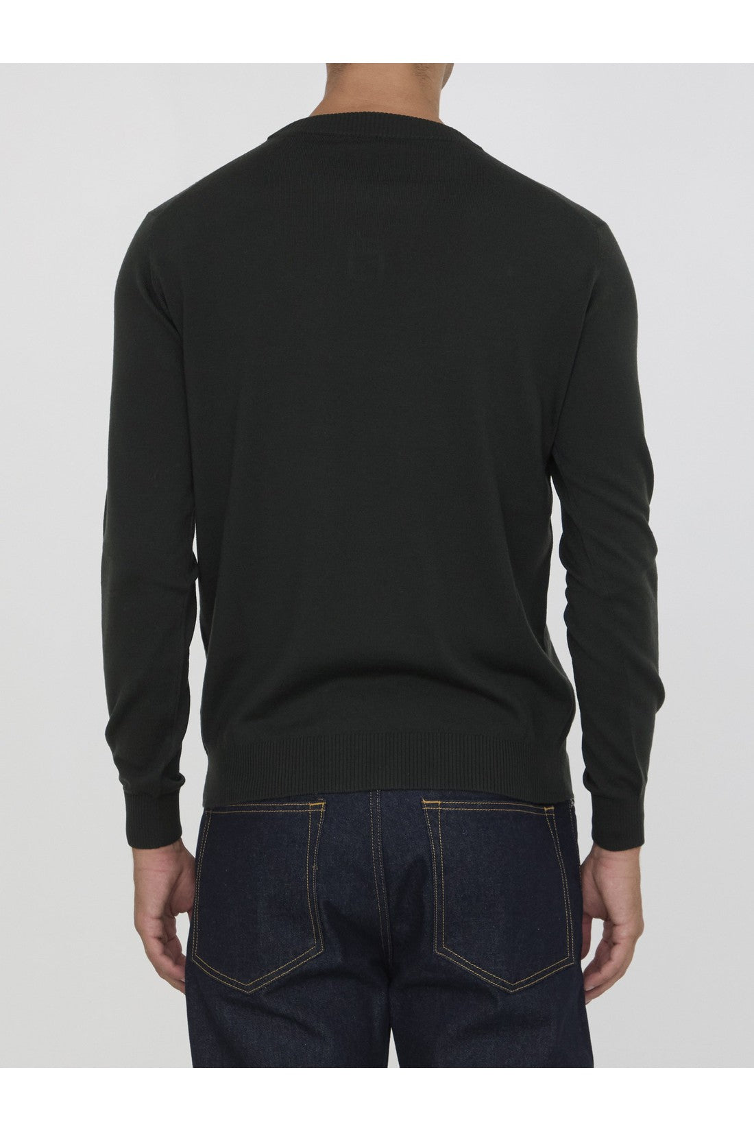 Wool pullover