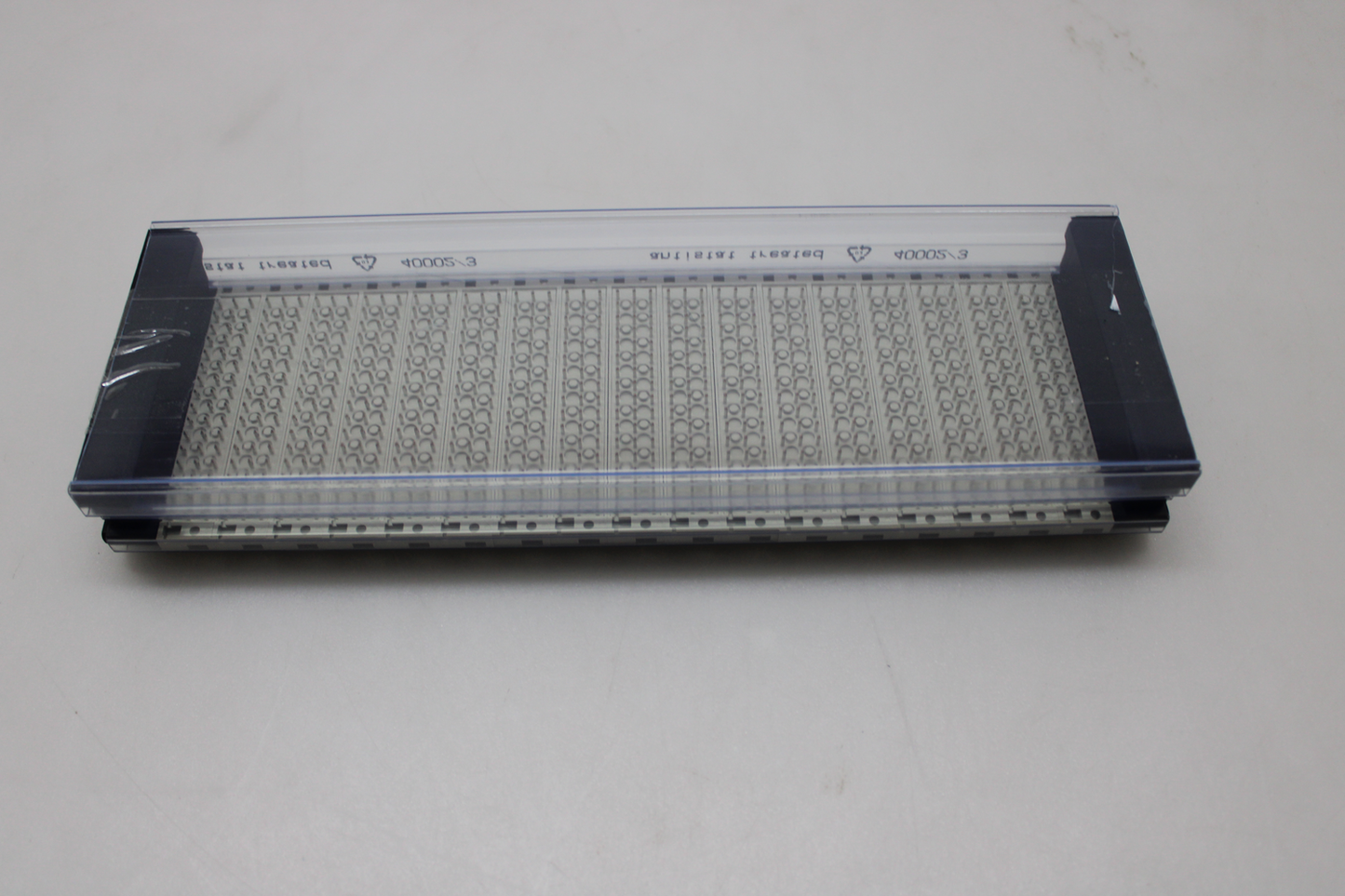 B-flokks ept 108-40064 Fjöðurhlaðinn tengiklemmi, 48 pinnar alls, 17 stykki.