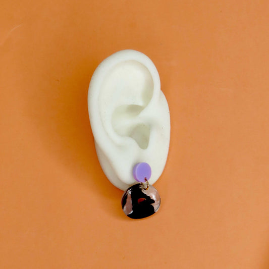 Alma Ohrstecker in flieder mit Acetat Anhängern