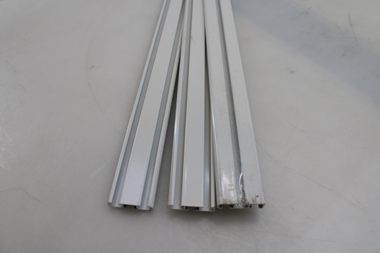 Garesa gardínuteinn, B-flokks, innri hlaupateinn, prófíl 363, 2 hlutar, hvítur, 3 stykki